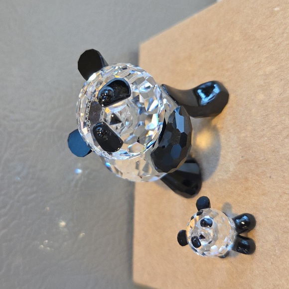 Swarovski Mama & Baby Panda Bear